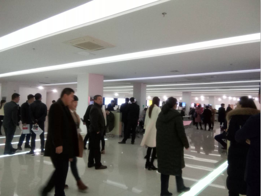 力久電機(jī)招聘會(huì)現(xiàn)場