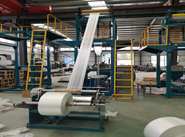 永磁同步電機(jī)在吹塑機(jī)上的應(yīng)用 永磁同步電機(jī)在吹塑機(jī)上的應(yīng)用